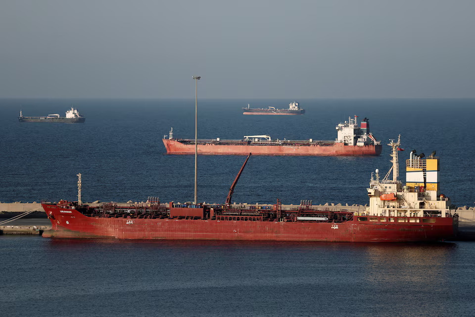 Oil prices fall as peace hopes offset fears of growing Middle East conflict — Dubai Business news