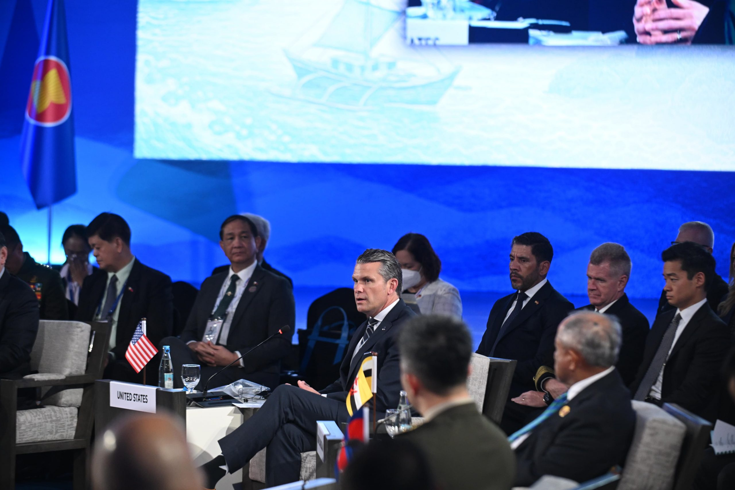 Hegseth pushes for US-ASEAN defense framework at Philippines summit — Dubai Business news