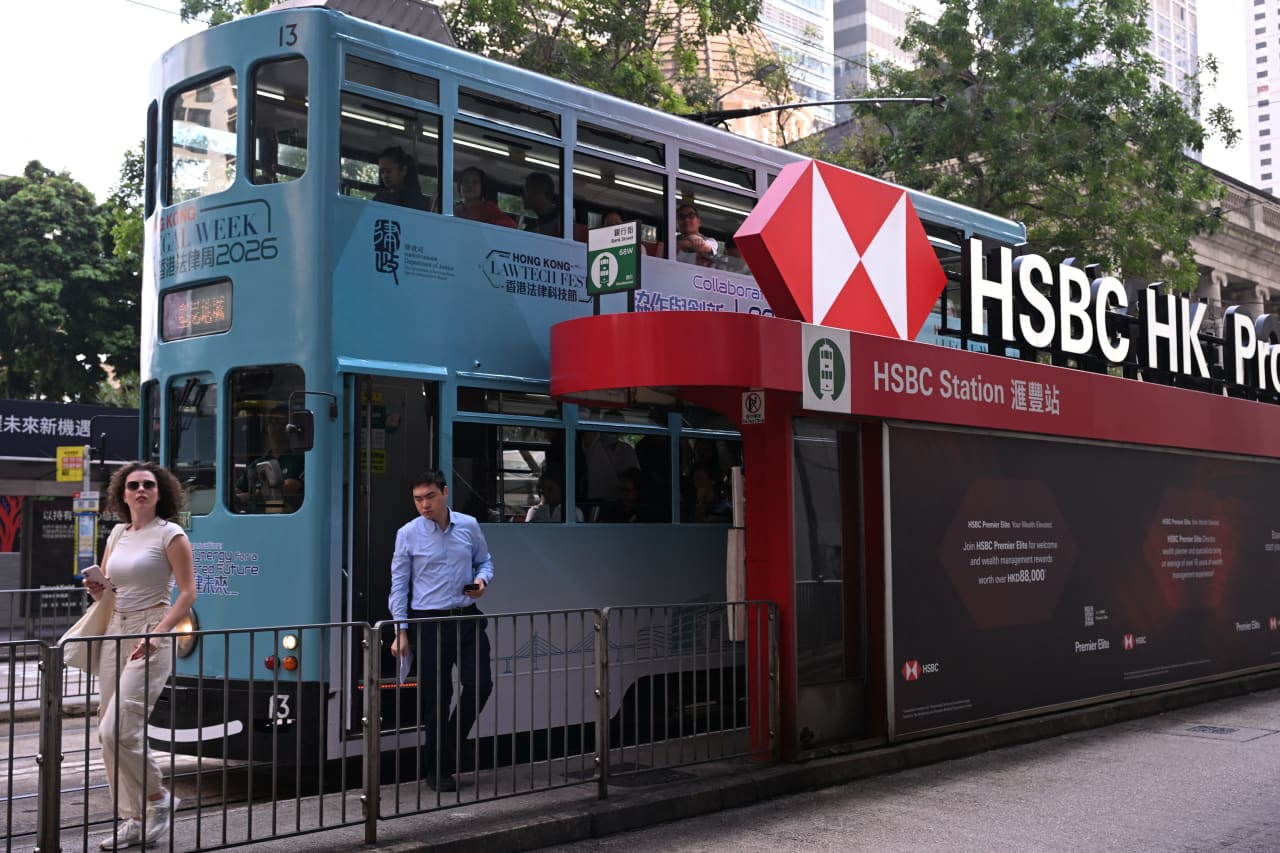 Customers are chasing higher-rate products, and that’s bad news for banks like HSBC — Dubai Business news